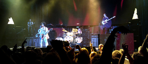 Prince and 3rdEyeGirl - Wiener Stadthalle, Vienna, Austria, Live - 2014-06-07