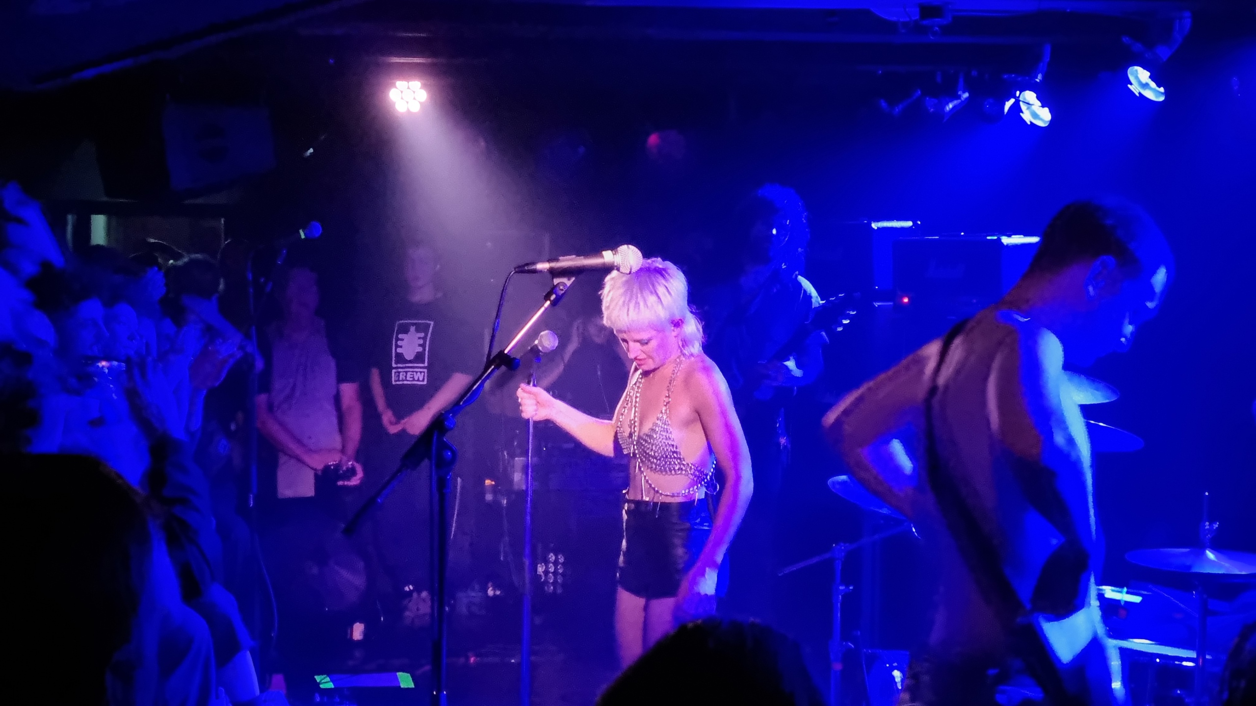 Amyl and The Sniffers @ Loppen, Denmark, 2022-11-10
