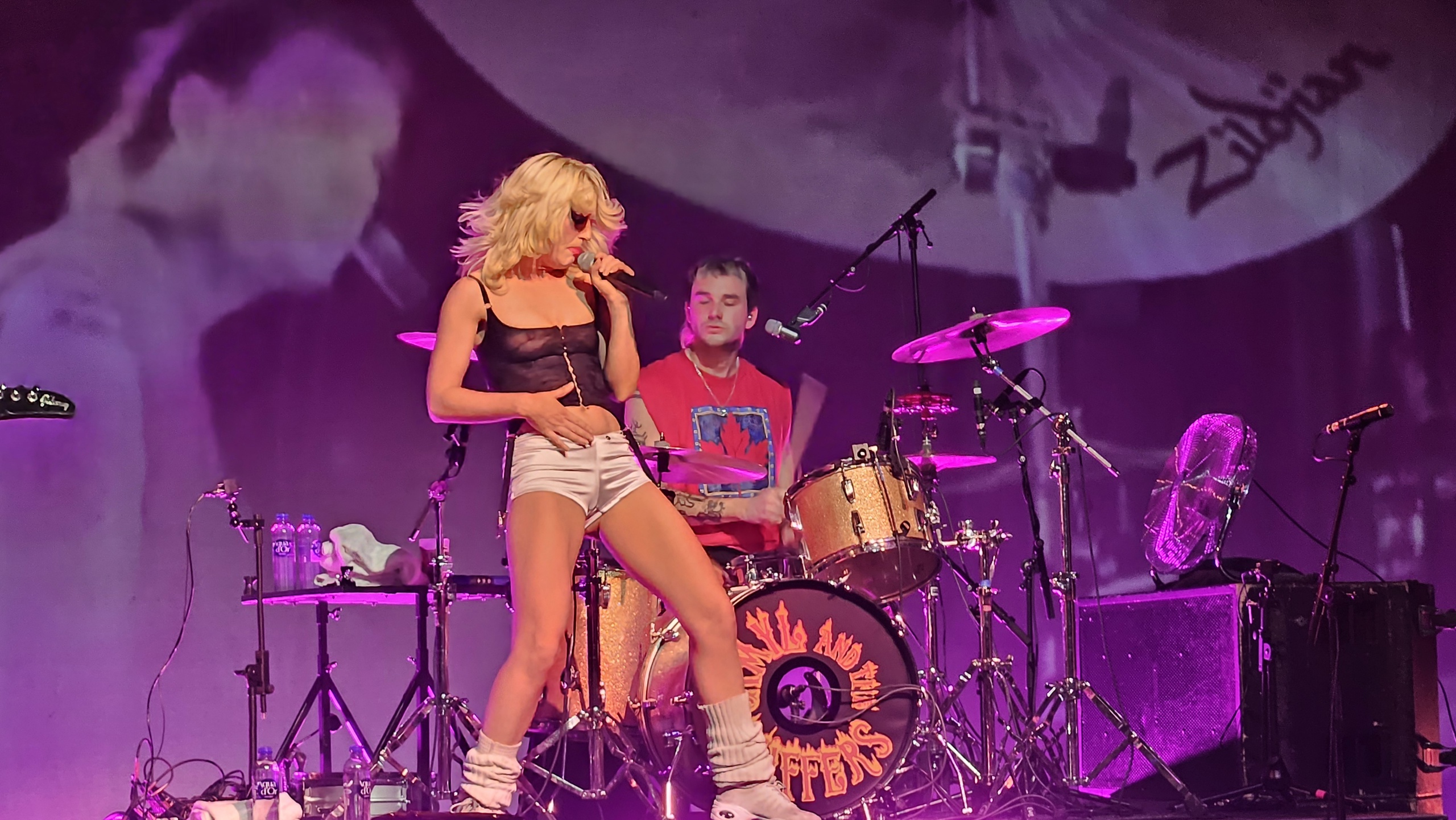 Amyl and The Sniffers @ Vega, Denmark, 2024-11-21