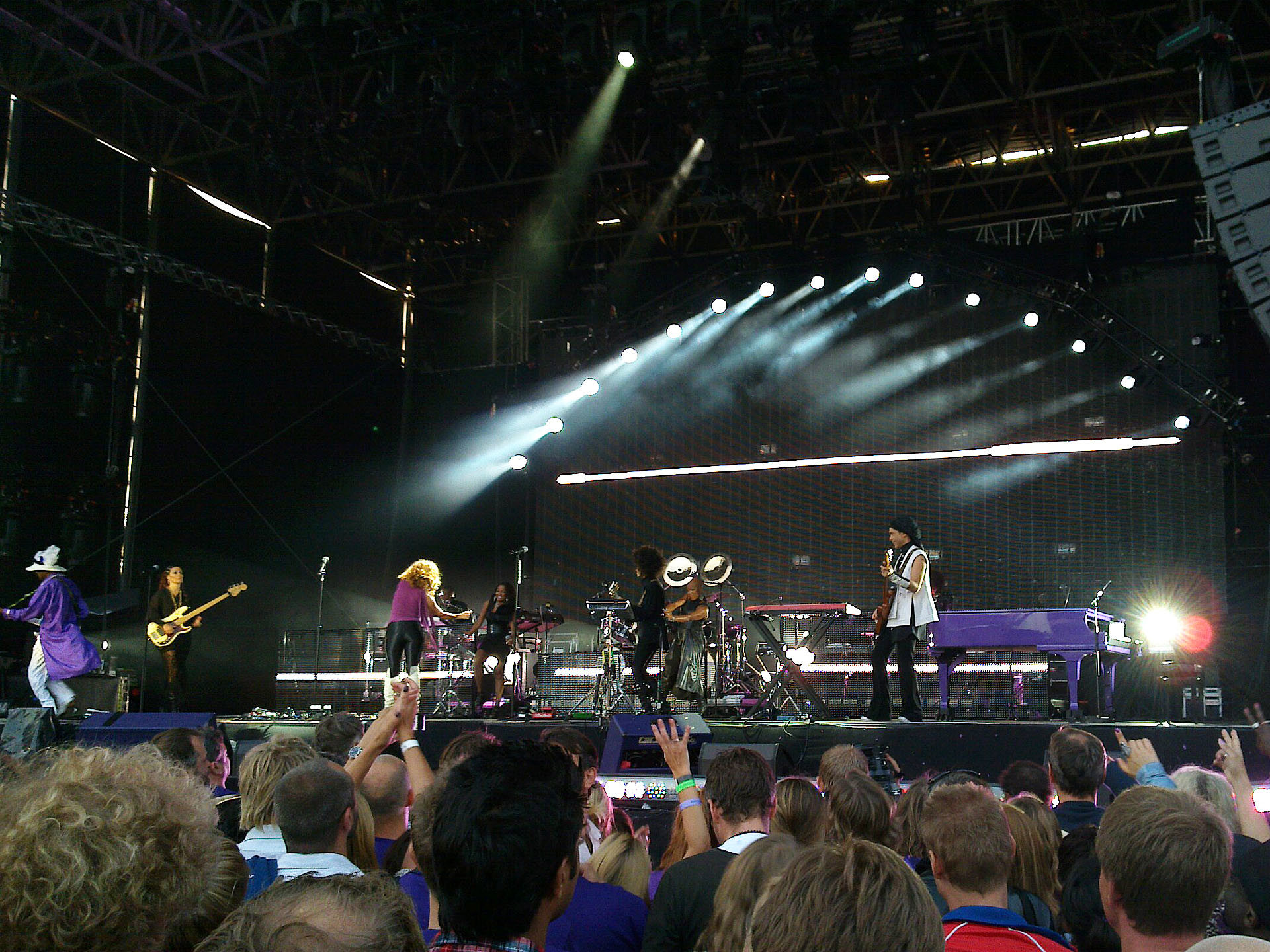 Prince @ NPG Festival - Day 2, 10'øren (amager strandpark), Copenhagen, 2011-08-07